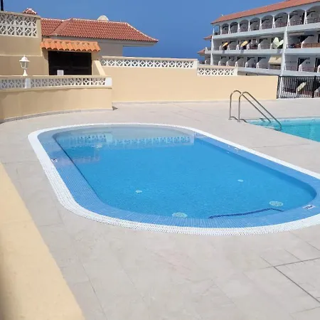 Апартаменты Oceanfront La Arena *